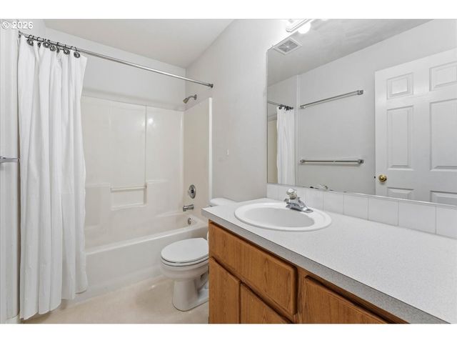 1545 Ne 132ND Ave, Portland, OR 97230