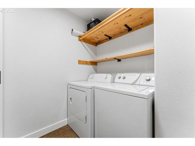 1545 Ne 132ND Ave, Portland, OR 97230