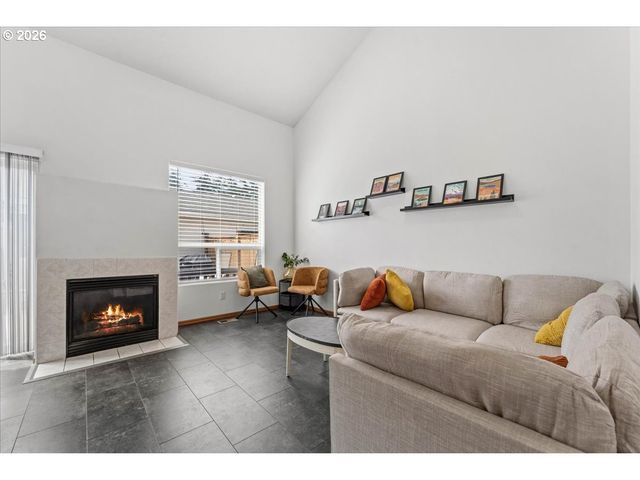 1545 Ne 132ND Ave, Portland, OR 97230