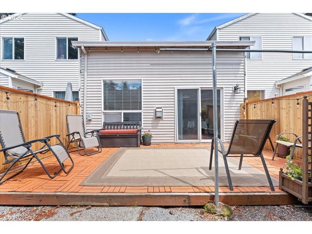 1545 Ne 132ND Ave, Portland, OR 97230