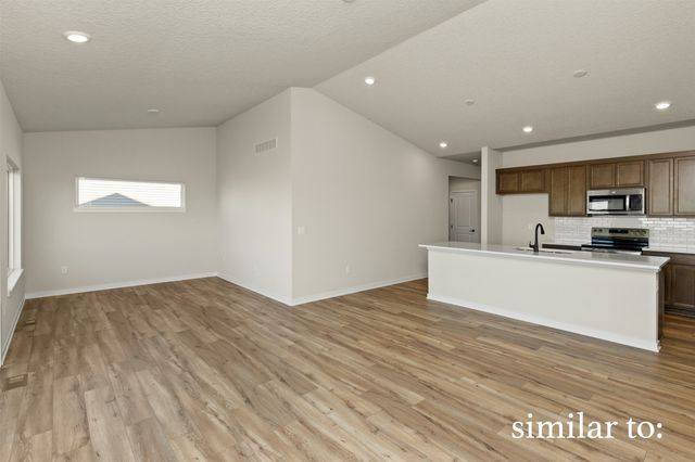 6402 NE 11th Court, Des Moines, IA 50313