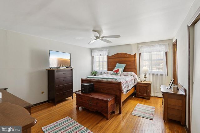 2296 BRAMBLE GATE DR, Hatfield, PA 19440