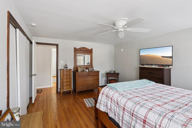 2296 BRAMBLE GATE DR, Hatfield, PA 19440