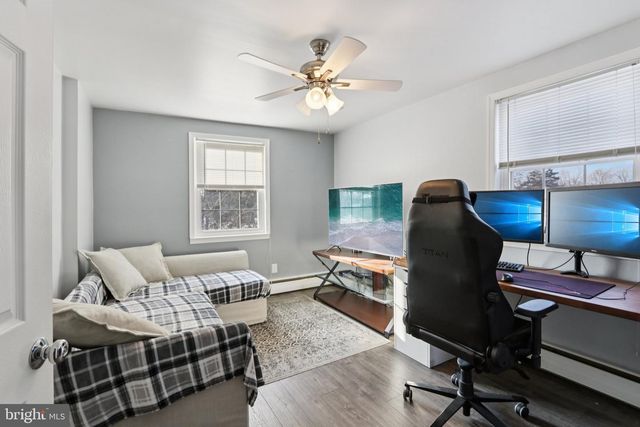 2296 BRAMBLE GATE DR, Hatfield, PA 19440