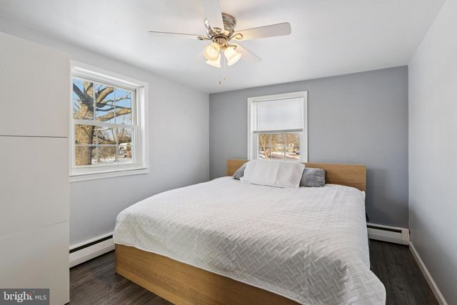 2296 BRAMBLE GATE DR, Hatfield, PA 19440