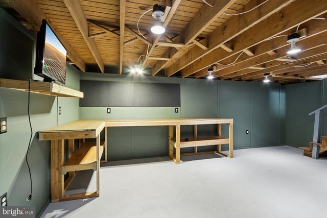 2296 BRAMBLE GATE DR, Hatfield, PA 19440