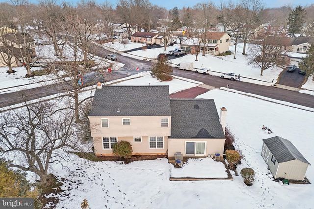 2296 BRAMBLE GATE DR, Hatfield, PA 19440