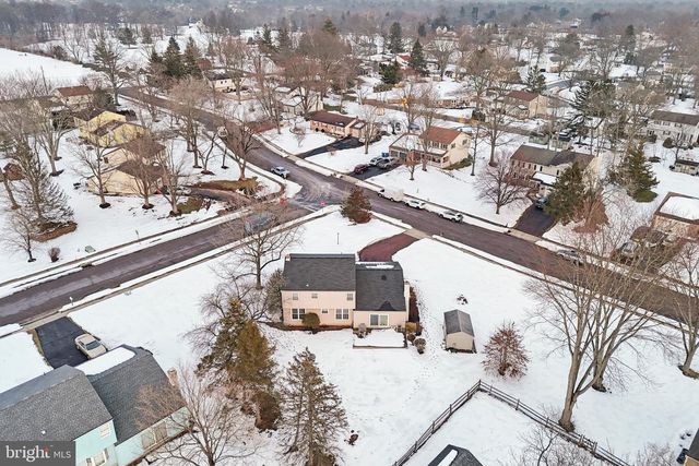 2296 BRAMBLE GATE DR, Hatfield, PA 19440