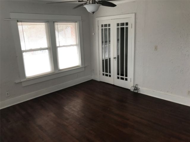 813 W 8th Street 2, Dallas, TX 75208