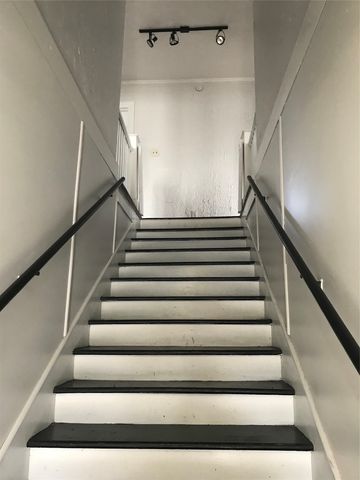 813 W 8th Street 2, Dallas, TX 75208