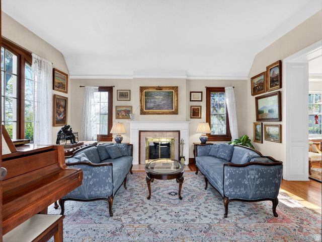 527 E 11TH AVE, Salt Lake City, UT 84103
