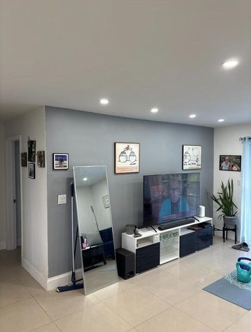 20 SE 13th Street B7, Boca Raton, FL 33432