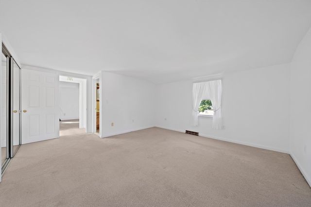 2 Winstead Lane, Weymouth, MA 02189