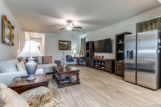 8359 sunrise, Schertz, TX 78154