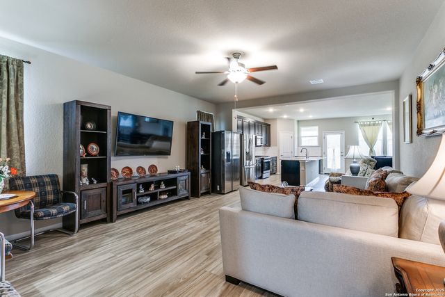 8359 sunrise, Schertz, TX 78154