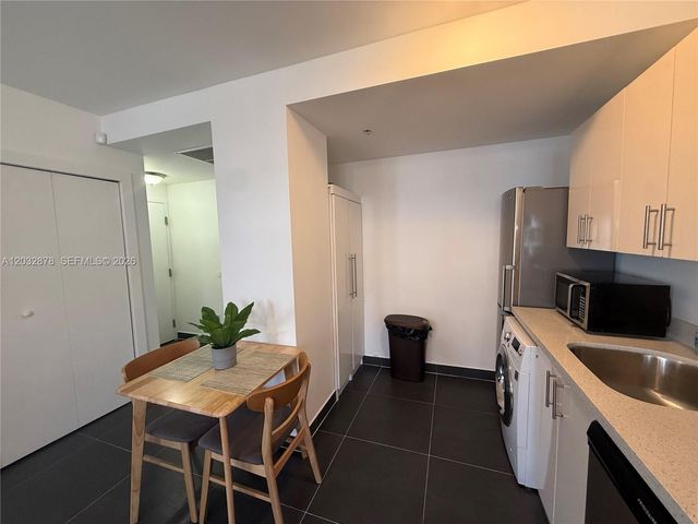 1600 Euclid Avenue 102, Miami Beach, FL 33139