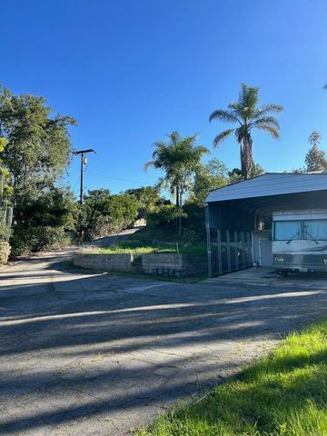 1815 Premier Street, Fallbrook, CA 92028
