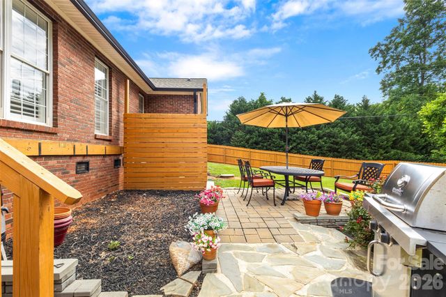 7760 Wallace Lane, Denver, NC 28037