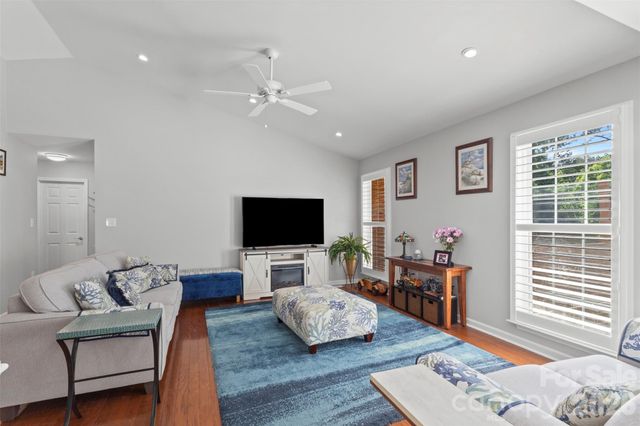 7760 Wallace Lane, Denver, NC 28037