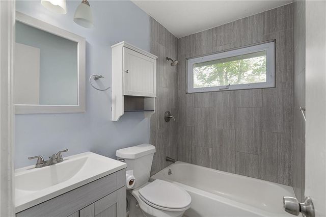 12005 Belmont Avenue, Grandview, MO 64030