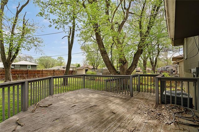 12005 Belmont Avenue, Grandview, MO 64030