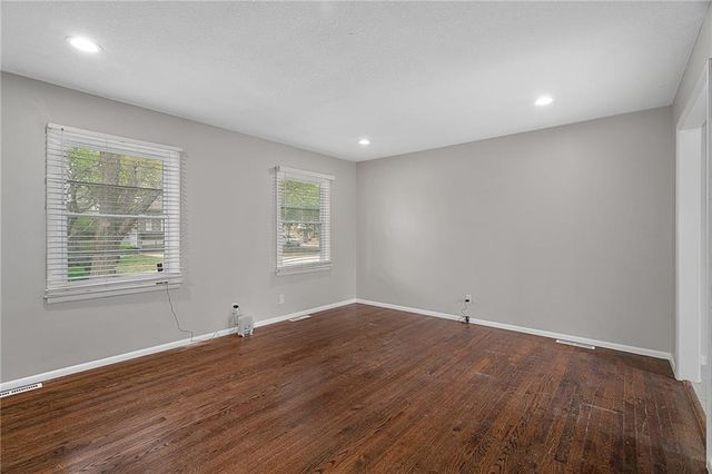 12005 Belmont Avenue, Grandview, MO 64030