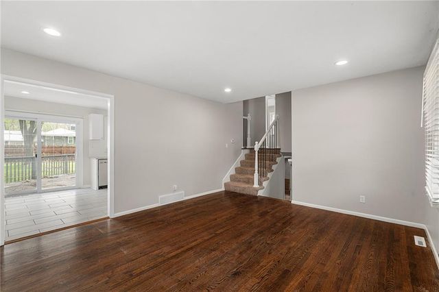 12005 Belmont Avenue, Grandview, MO 64030