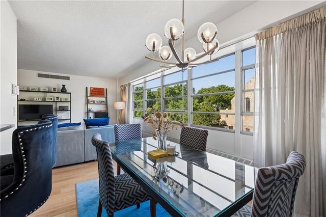 333 W Meyer Boulevard 306, Kansas City, MO 64113