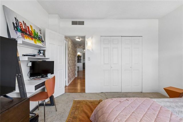 333 W Meyer Boulevard 306, Kansas City, MO 64113