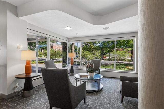 333 W Meyer Boulevard 306, Kansas City, MO 64113