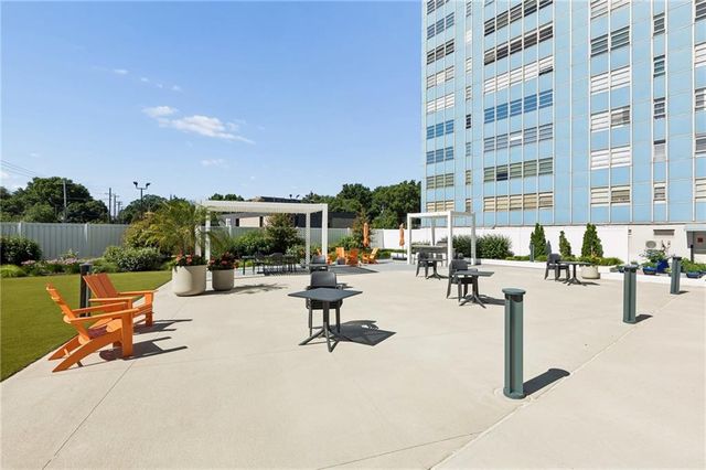 333 W Meyer Boulevard 306, Kansas City, MO 64113