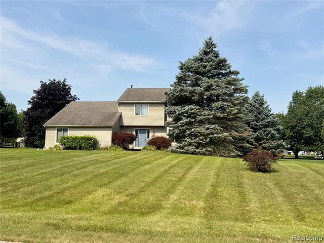 2132 Maple Creek Circle, Ann Arbor, MI 48108