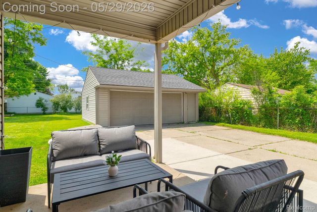 30615 Grandview Avenue, Westland, MI 48186