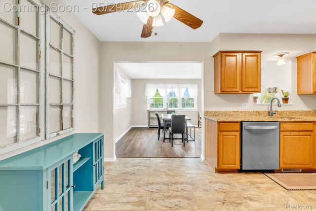 30615 Grandview Avenue, Westland, MI 48186
