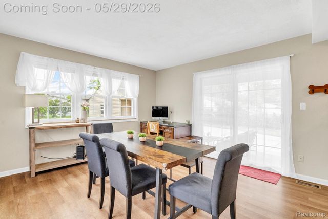 30615 Grandview Avenue, Westland, MI 48186