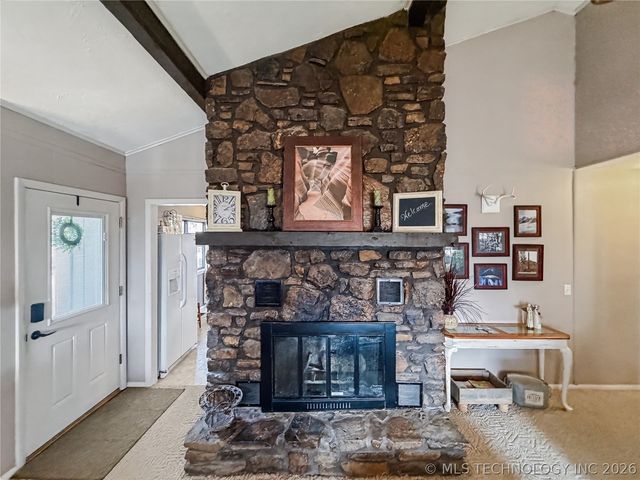 20388 W Cherokee Trail, Cookson, OK 74427