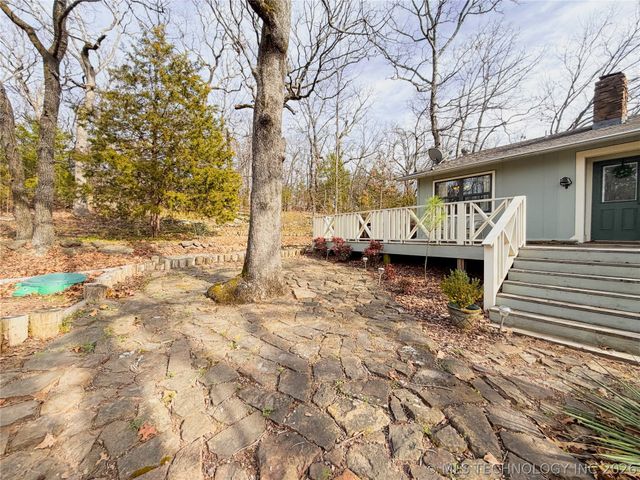 20388 W Cherokee Trail, Cookson, OK 74427