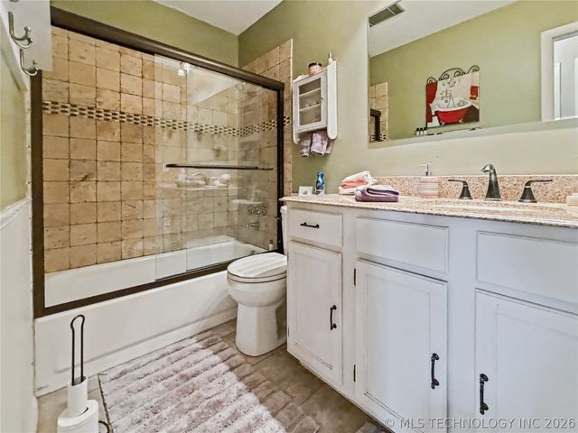 20388 W Cherokee Trail, Cookson, OK 74427