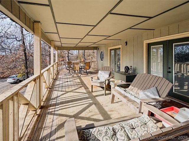 20388 W Cherokee Trail, Cookson, OK 74427