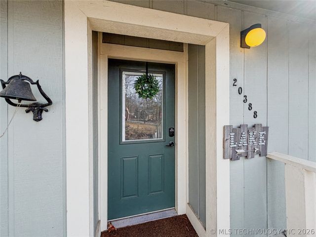 20388 W Cherokee Trail, Cookson, OK 74427