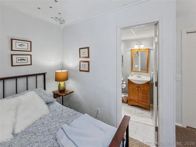 20388 W Cherokee Trail, Cookson, OK 74427