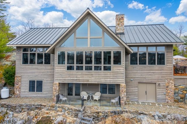 10 Hemlock Ave, Andover Twp., NJ 07860