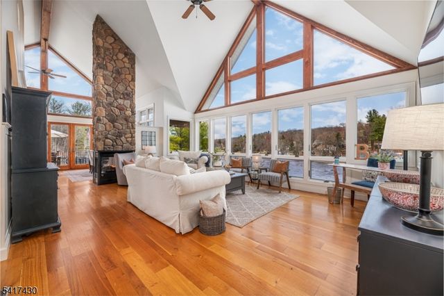 10 Hemlock Ave, Andover Twp., NJ 07860