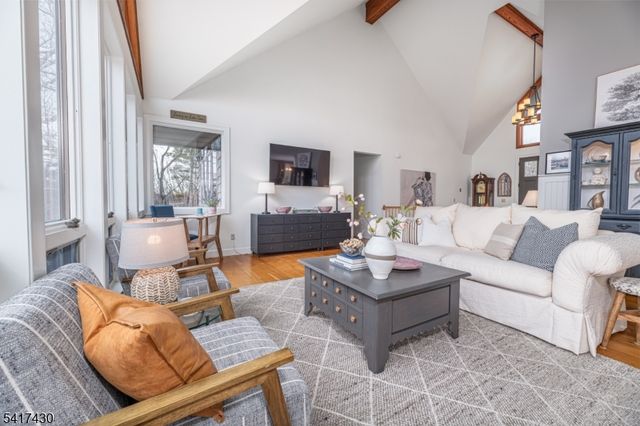 10 Hemlock Ave, Andover Twp., NJ 07860