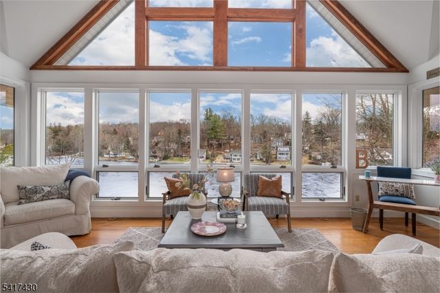 10 Hemlock Ave, Andover Twp., NJ 07860