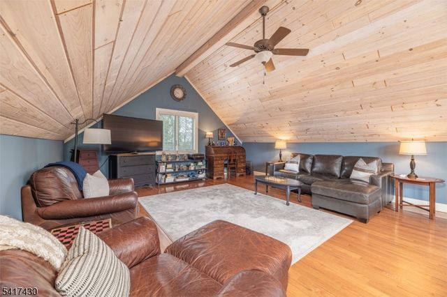 10 Hemlock Ave, Andover Twp., NJ 07860