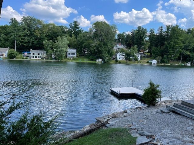 10 Hemlock Ave, Andover Twp., NJ 07860