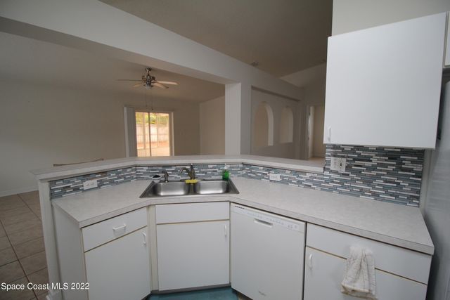 3133 Cauthen Creek Drive, Melbourne, FL 32934