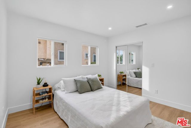 4324 2nd Avenue, Los Angeles, CA 90008