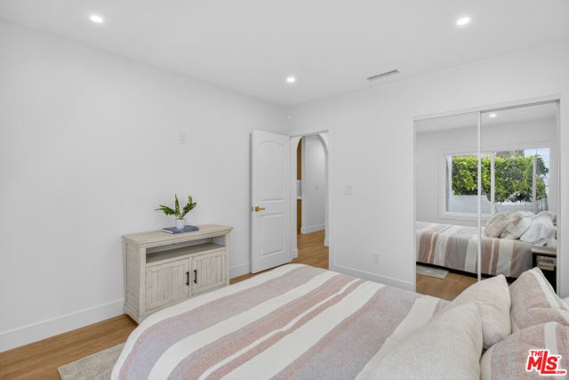 4324 2nd Avenue, Los Angeles, CA 90008